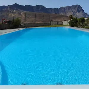 luxury-house-with-pool-in-agaete.in-canary-islands.com/
